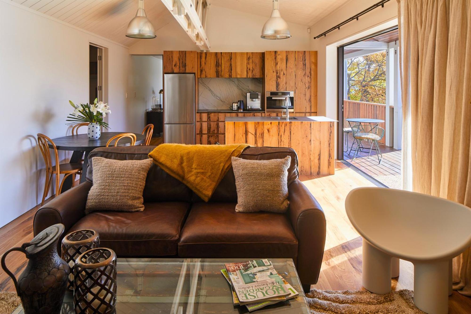 Newton Heights Bed and Breakfast Akaroa Buitenkant foto