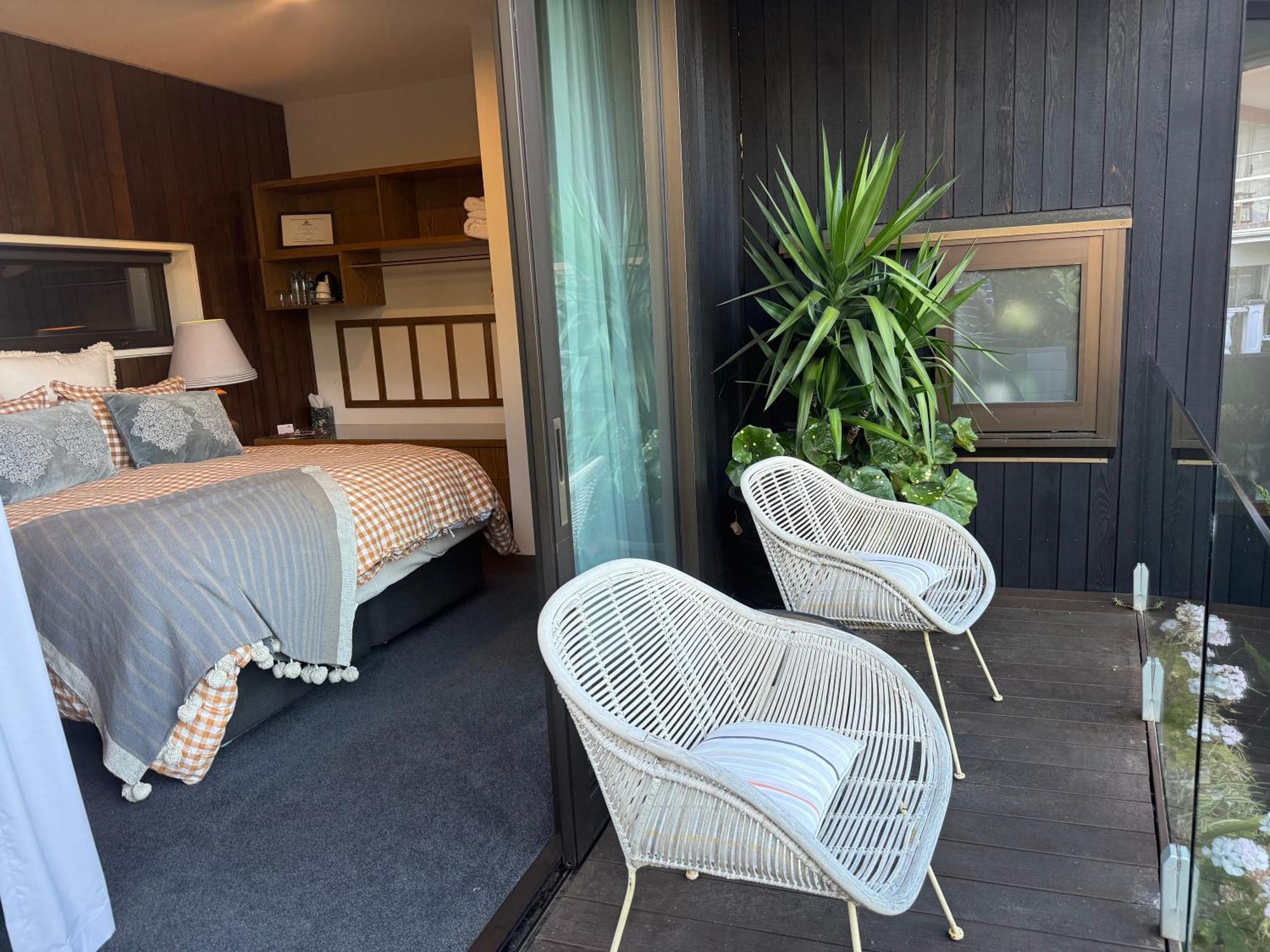 Newton Heights Bed and Breakfast Akaroa Buitenkant foto